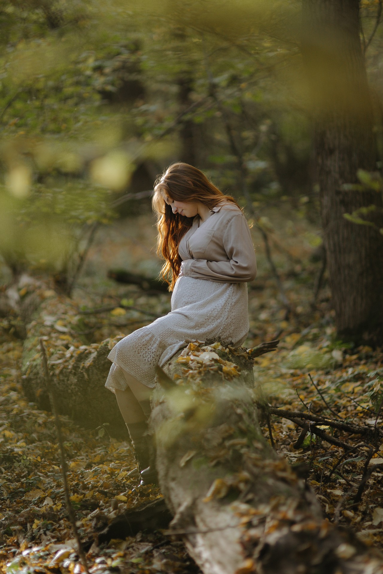 Sesja zdjęciowa ciążowa Moniki w lesie w Żurawicy koło Przemyśla na Podkarpaciu